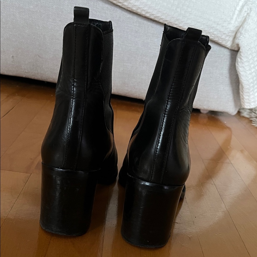 Kenneth Cole New York Black Leather Heeled Boots - Picture 4 of 4